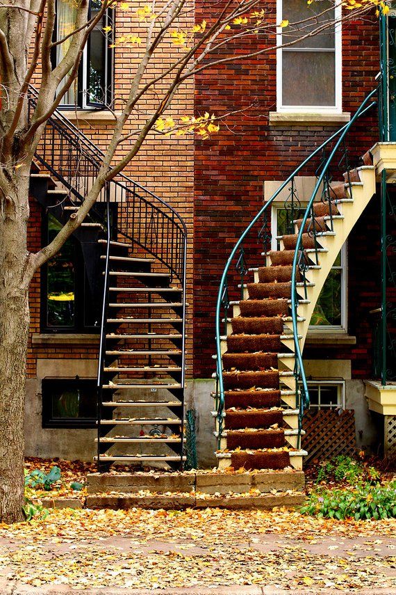 Plateau staircases